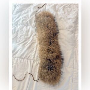 Express Genuine Finn Raccoon Fur Stole Scarf Wrap – Vintage Brown Plush Collar